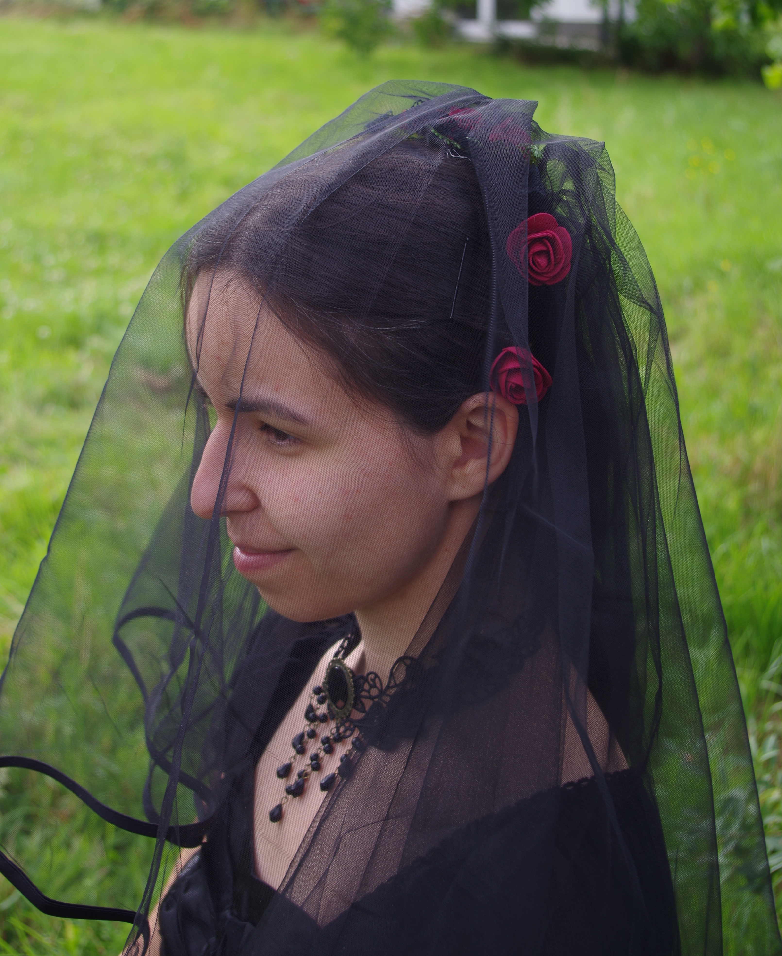 4018 Haarkamm Gothic schwarz Bordeaux - Image 2