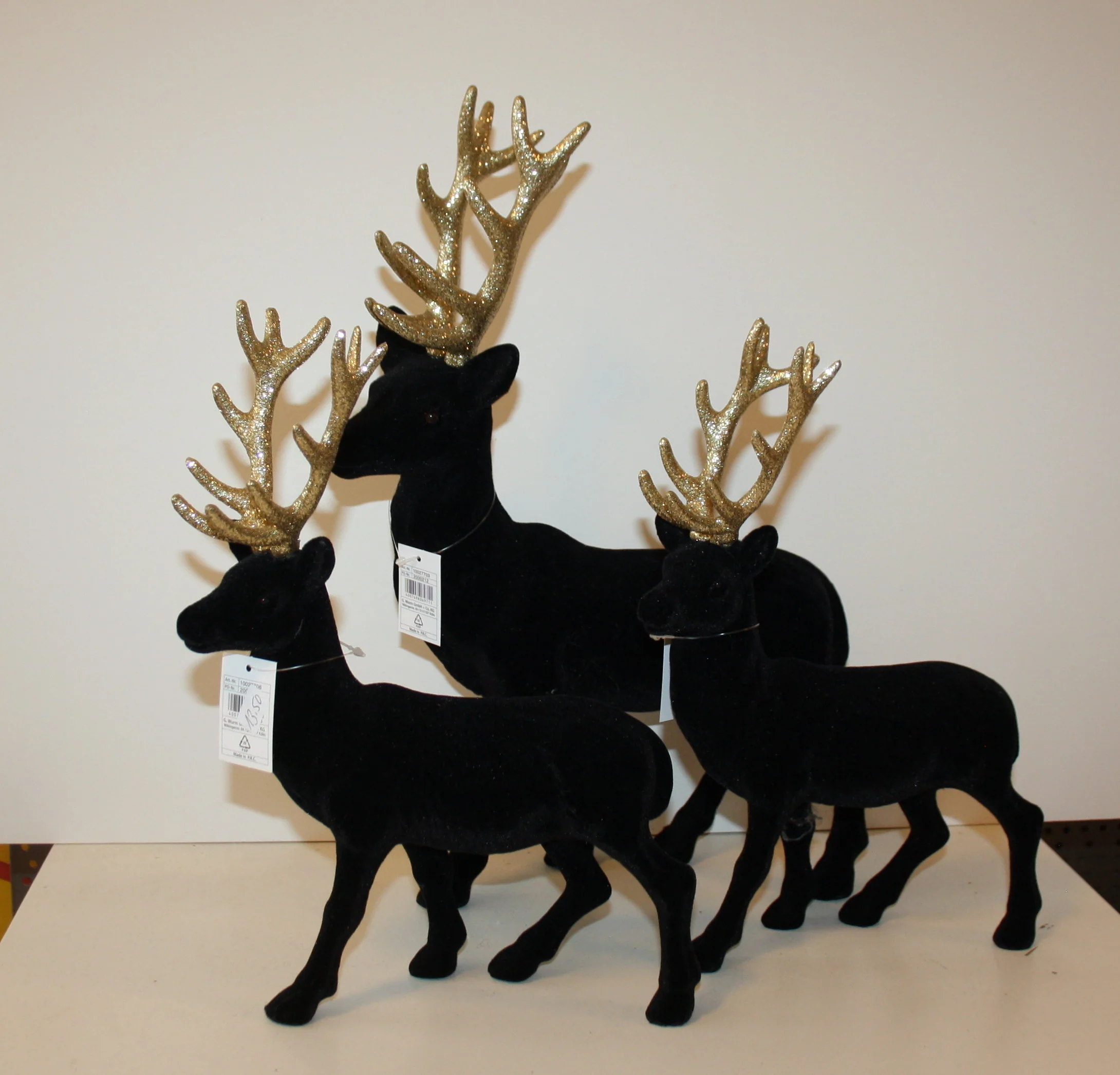 8048 Hirsch scharzgold 2 Größen - Image 2