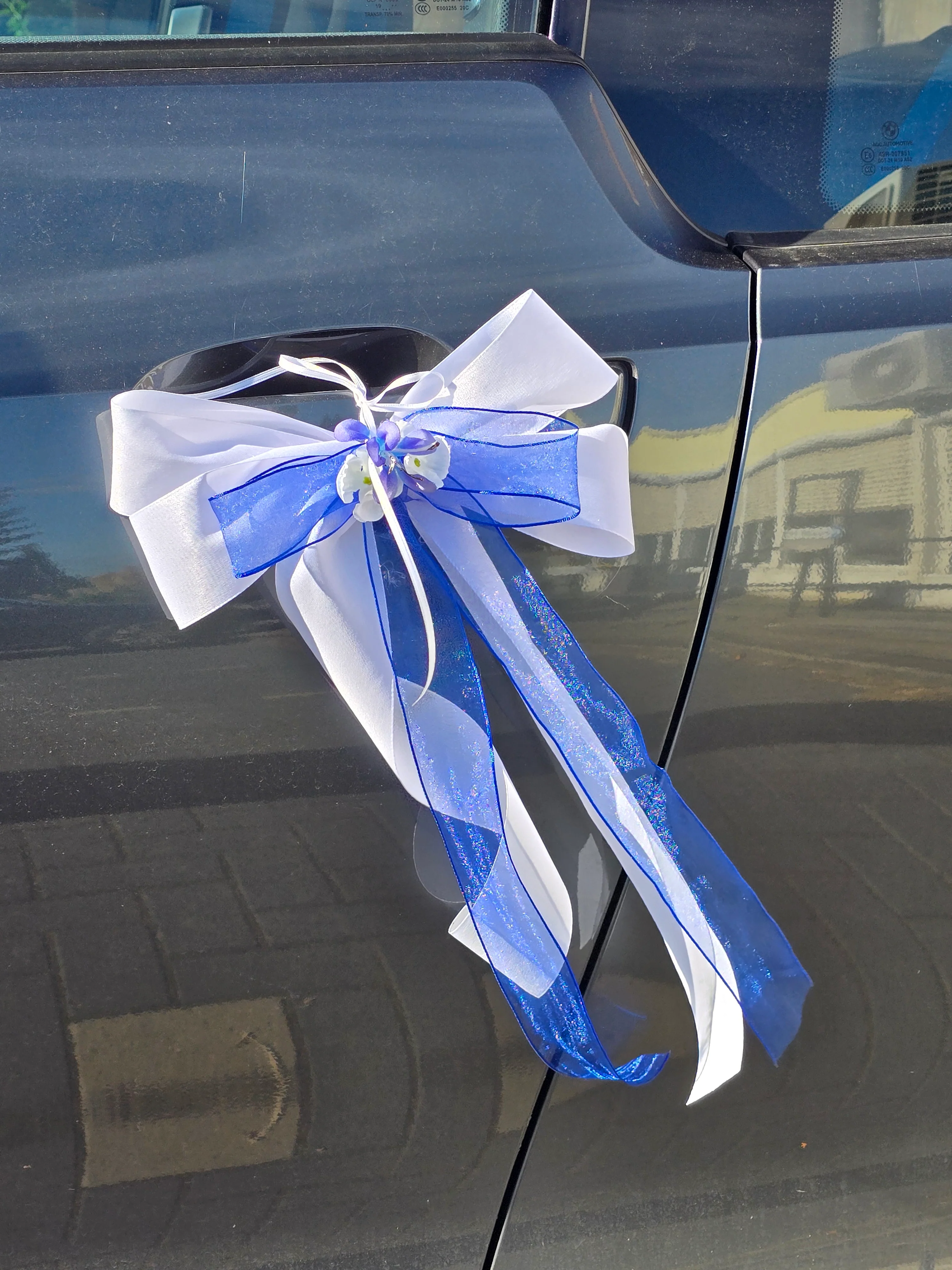 9029 Schleife mit Blüten und Organdy - Image 3