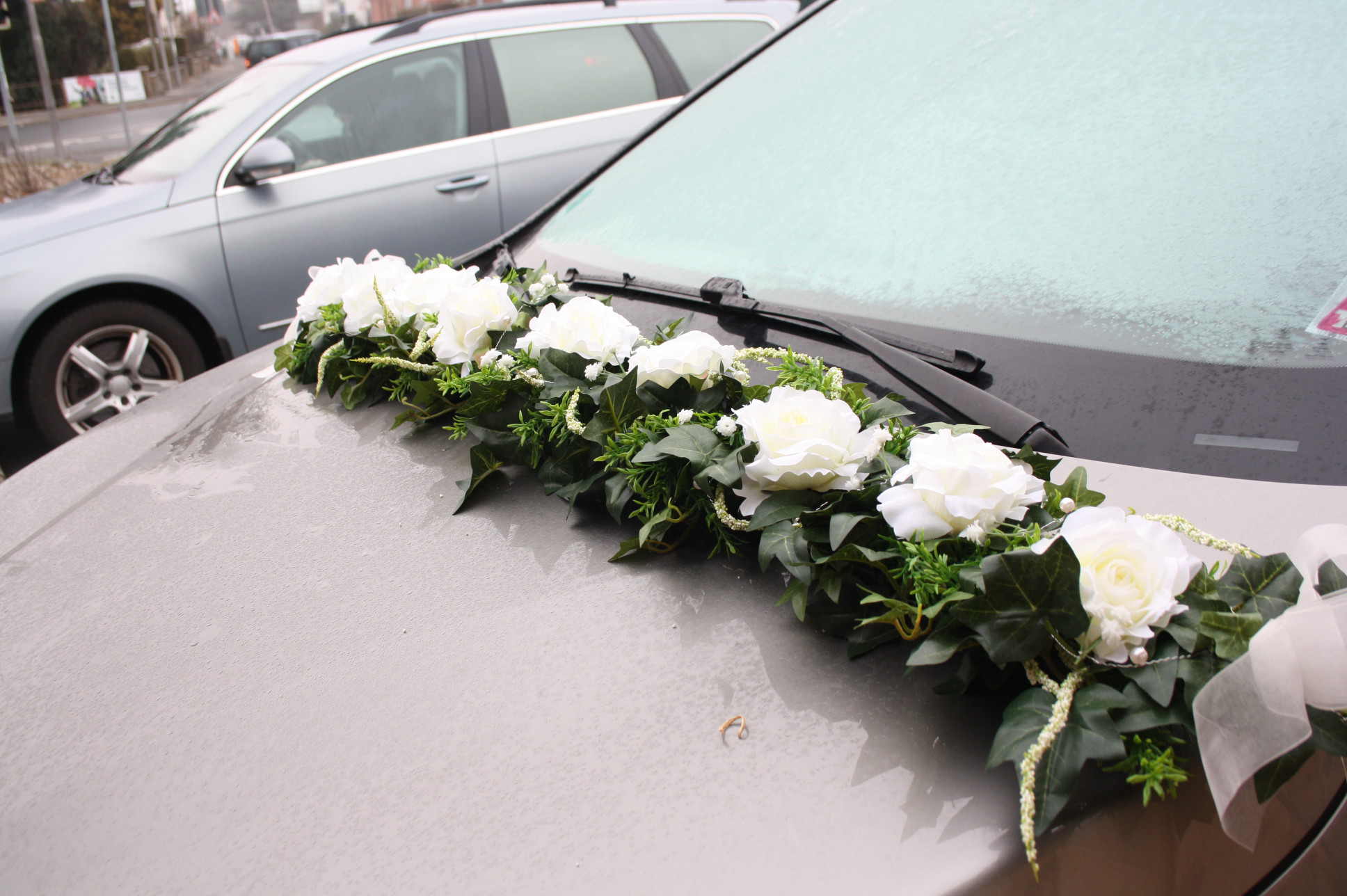 Autogirlande zur Hochzeit Rosen mit Amaranthus - Image 4
