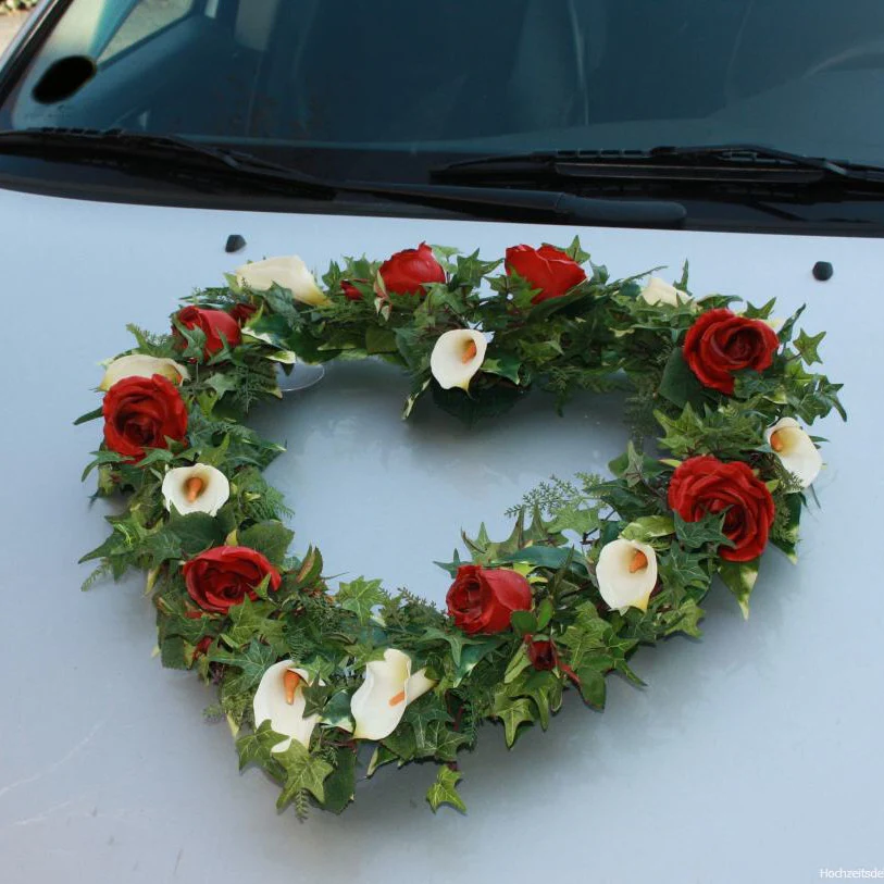Autoherz: offene Version mit Rosen und Callas