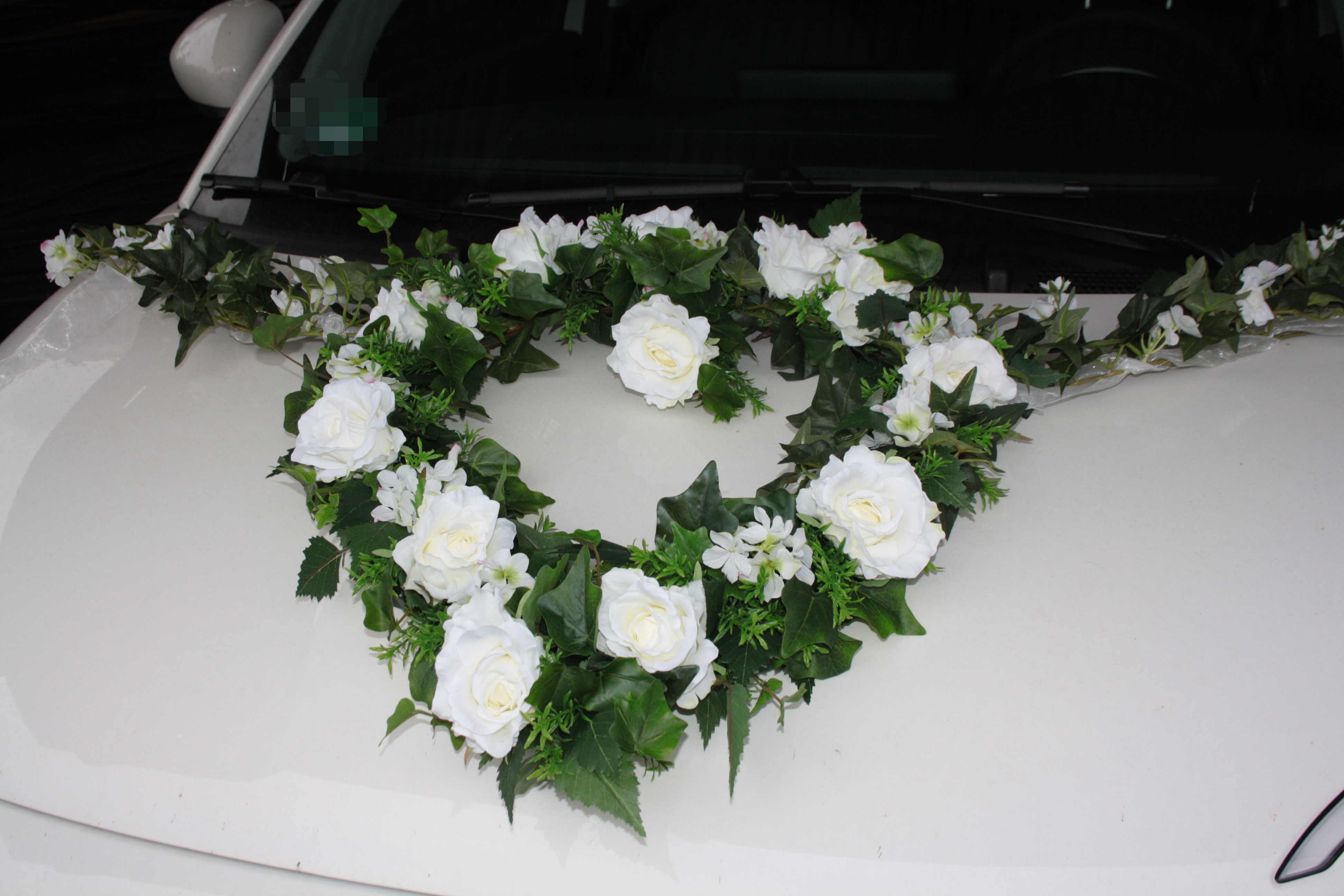 Autoherz wuschig mit Seitenarmen, eleganter Autoschmuck zur Hochzeit - Image 6