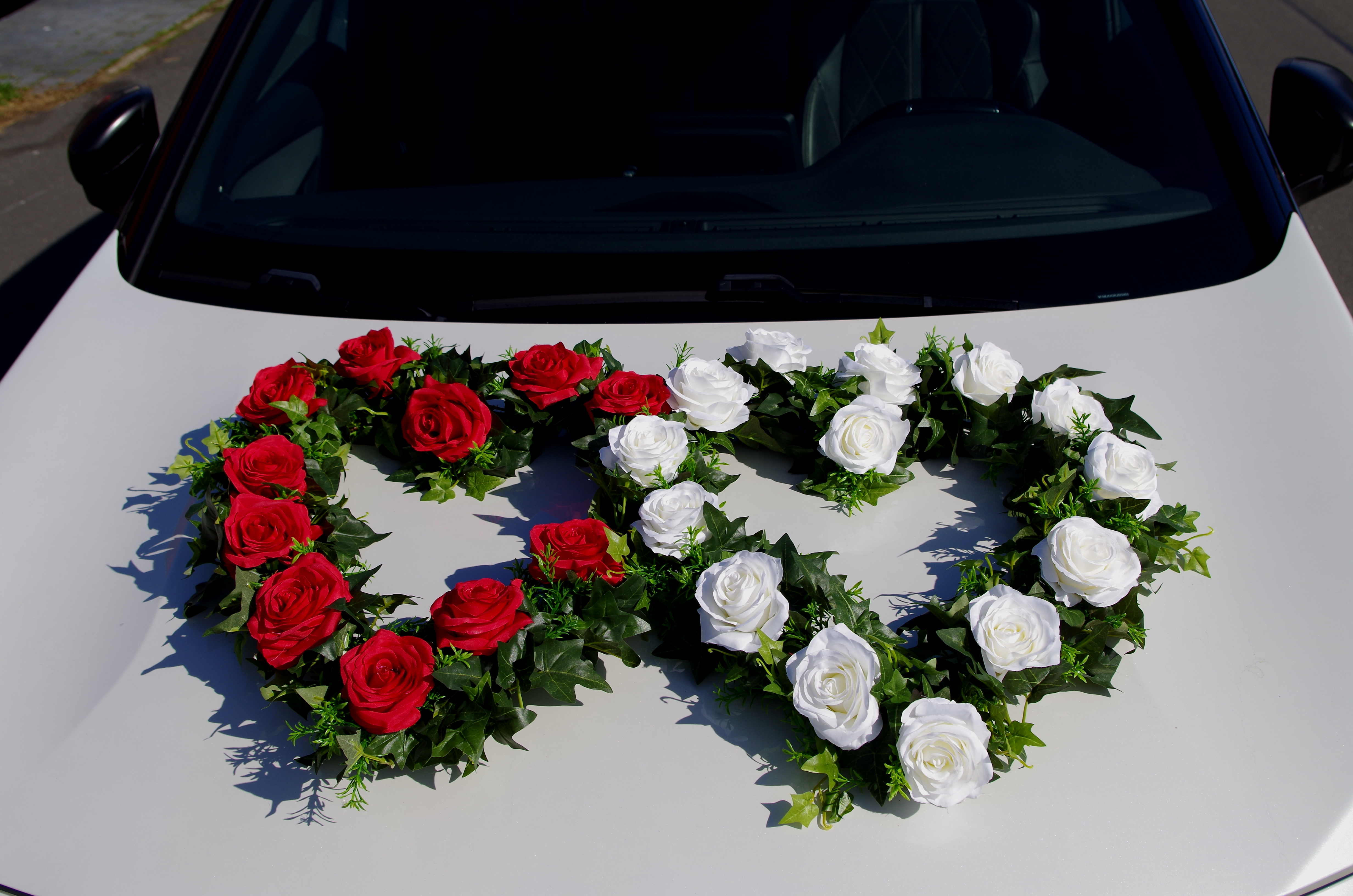 Autoherzen als Doppelherz: Hochzeitsdeko für das Brautauto - Image 4