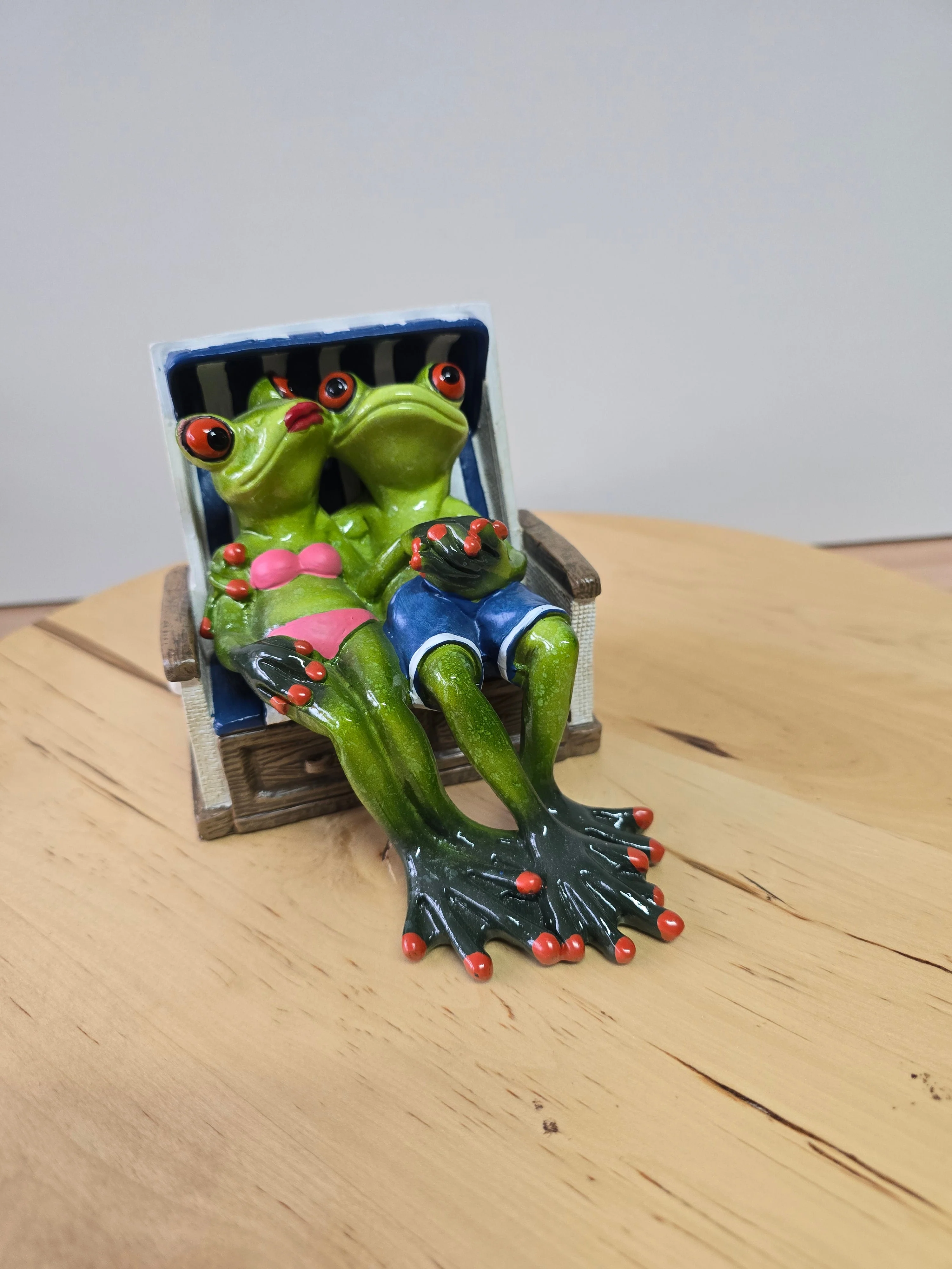 Figur Frösche im Strandkorb 16 cm - Image 3