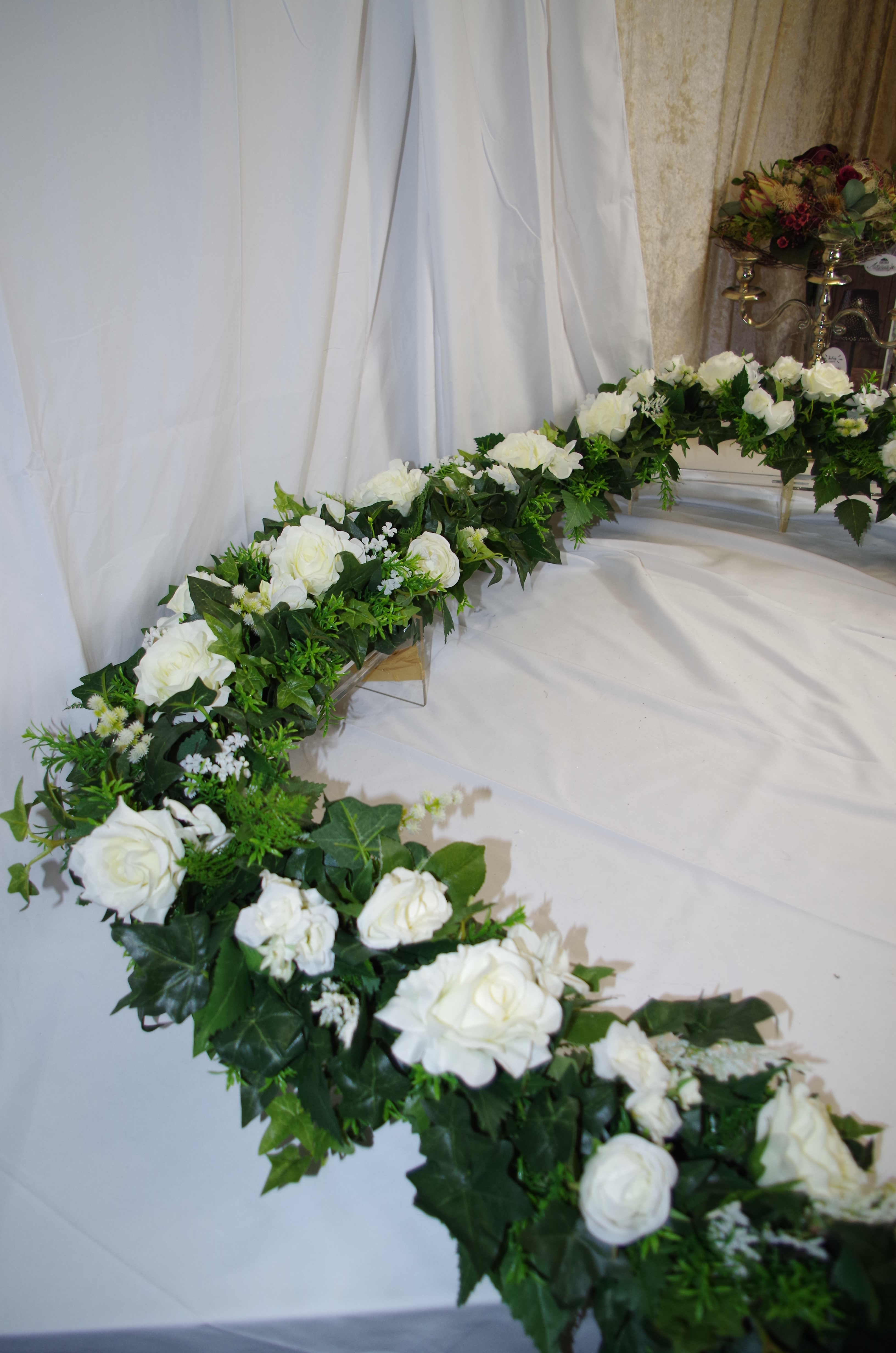 Girlande Blütenmeer "meterweise" zur Hochzeit oder festlichen Anlässen - Image 3