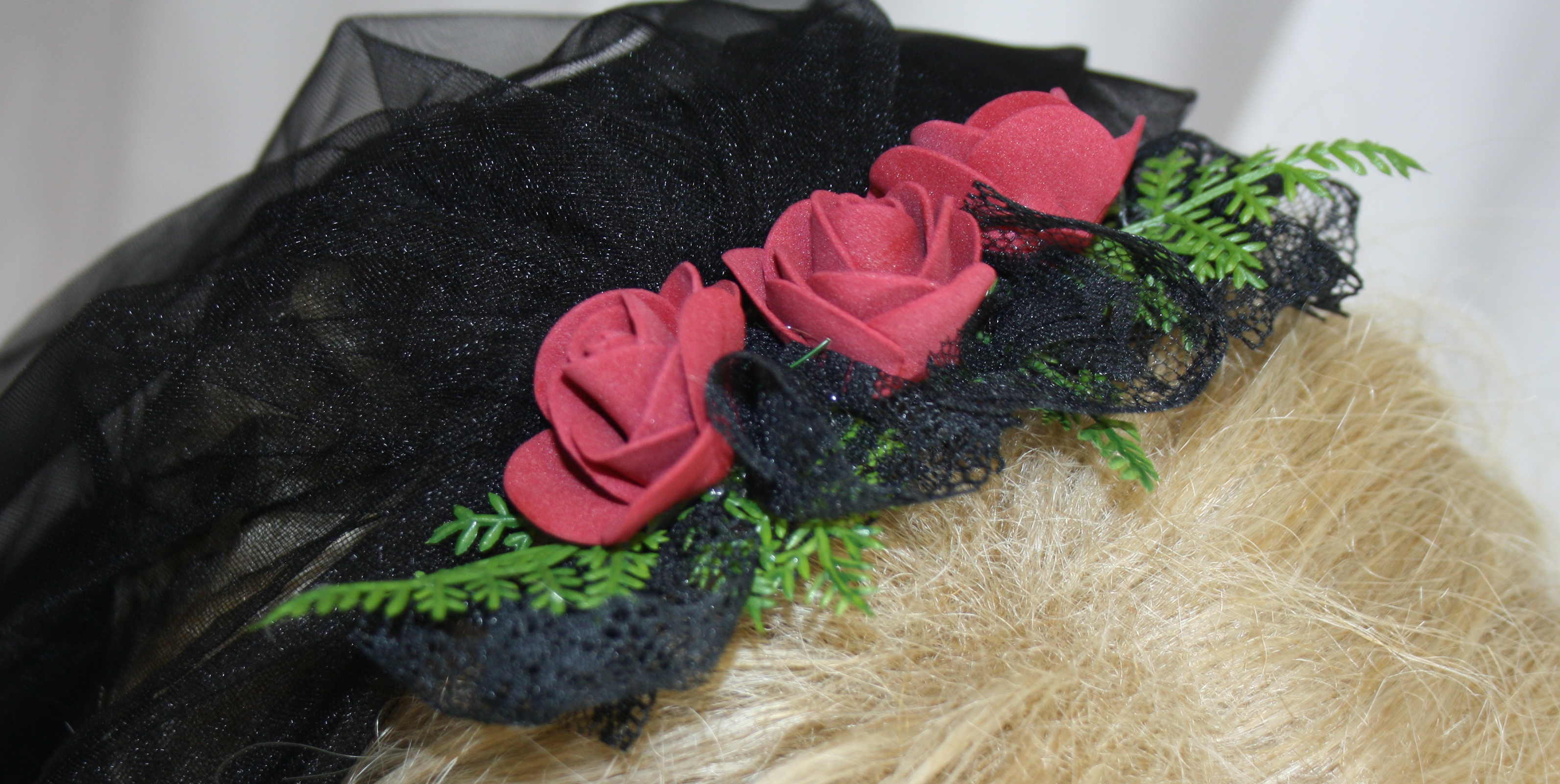 4017 Haarkamm Gothic Rosen bordeaux - Image 3